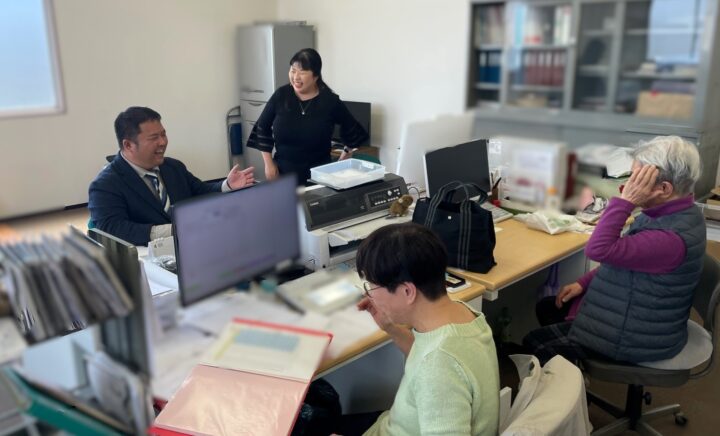 名古屋市の小川金網工業所(従業員の皆さま)